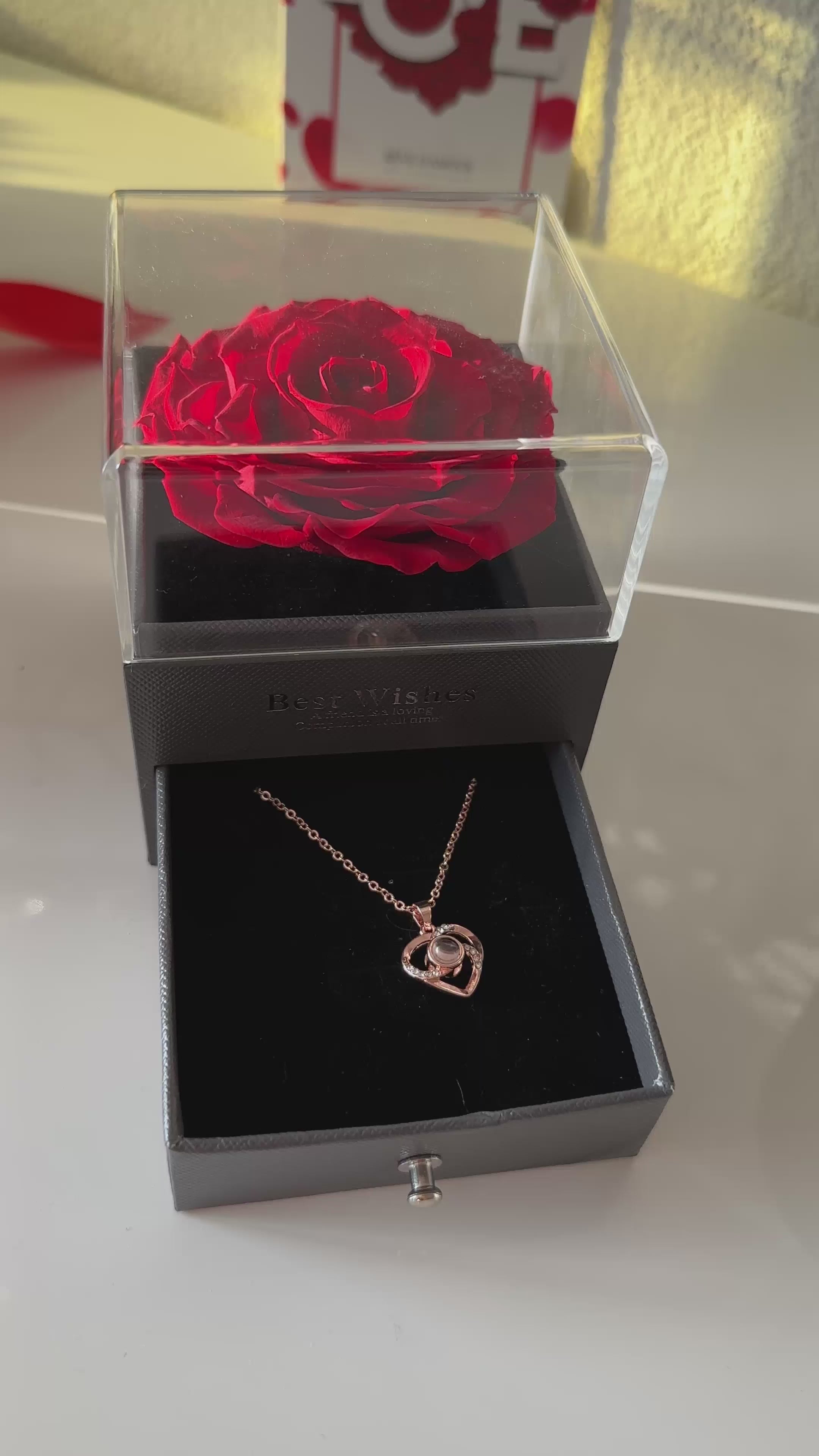 SwissLove™ - Ewige Rose und Halskette Geschenkset - SwissGadget
