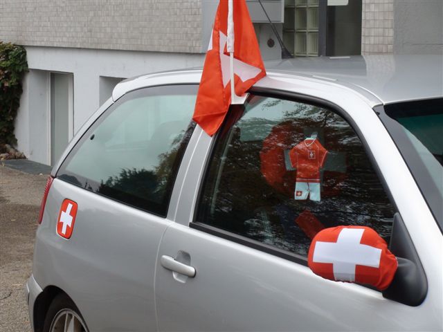 EM2024:Auto-Dekorations-Set - Rot mit Schweizer Kreuz - 11-teilig