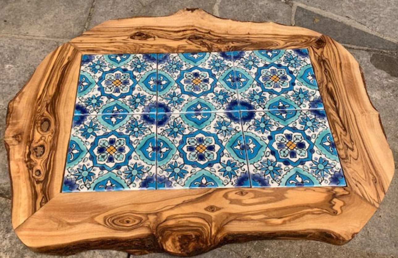 Handgefertigtes Olivenholz Tablett mit 6 Keramikfliesen - Ein Perfektes Geschenk